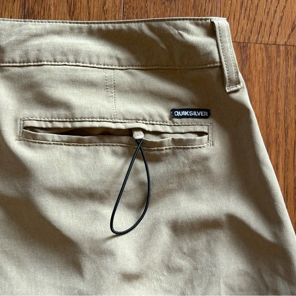 Quicksilver Mens 34 Amphibian Hybrid Shorts Khaki 4 Way Stretch Chino Dry Flight - Picture 7 of 8